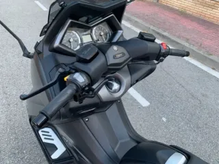 Yamaha TMAX Iron Max 19.000 km