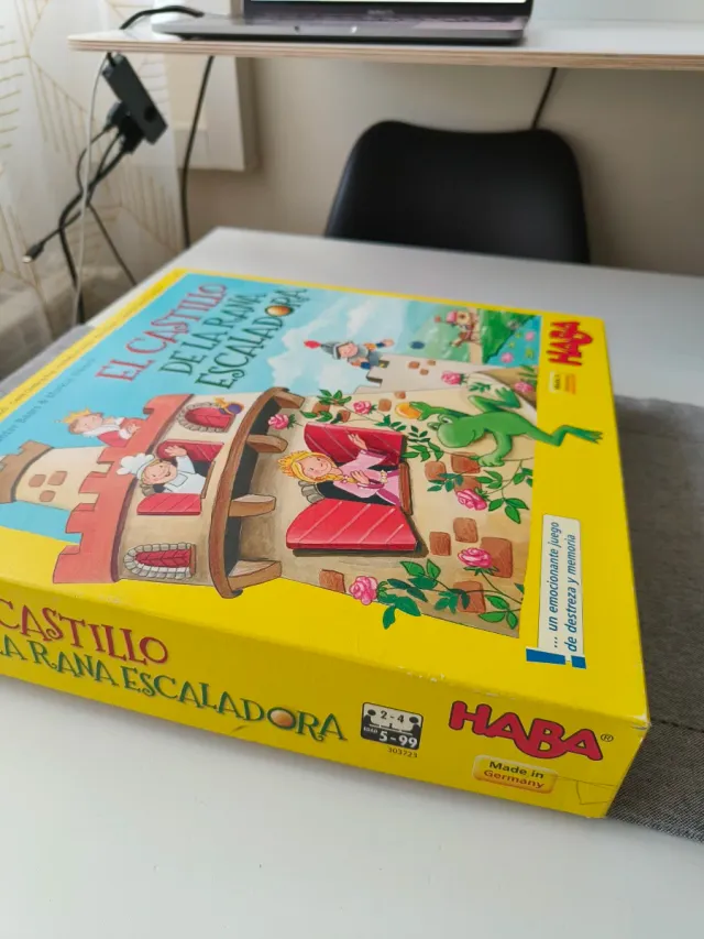 El Castillo de la Rana Escaladora HABA