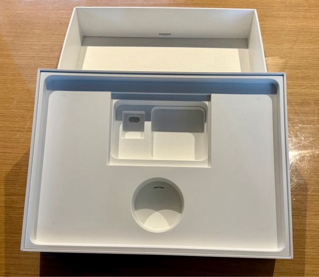 Caja vacía de MacBook Pro 13 Apple