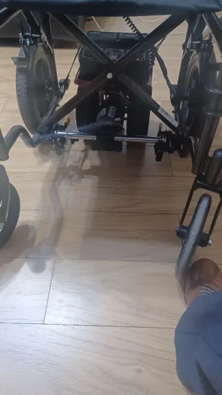 Silla Ruedas Plegable. Silla nueva. Teyder