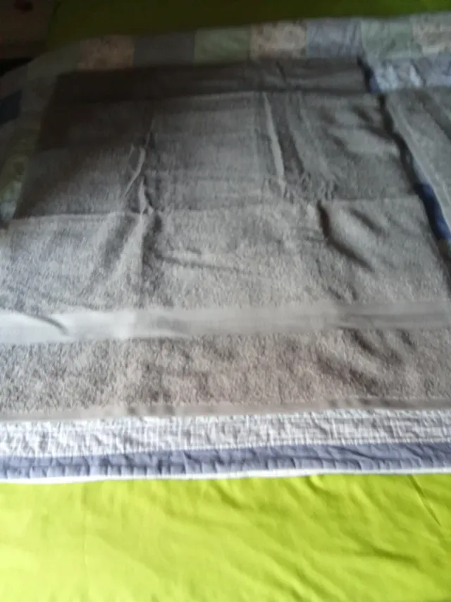 Toallas de algodón grises