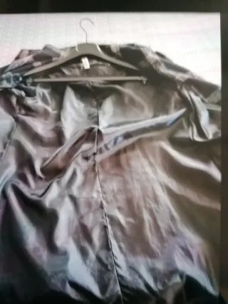 Cappotto lungo a quadri con cappuccio