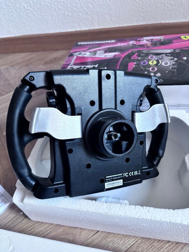 Volante Thrustmaster Ferrari F1 Wheel Add-On