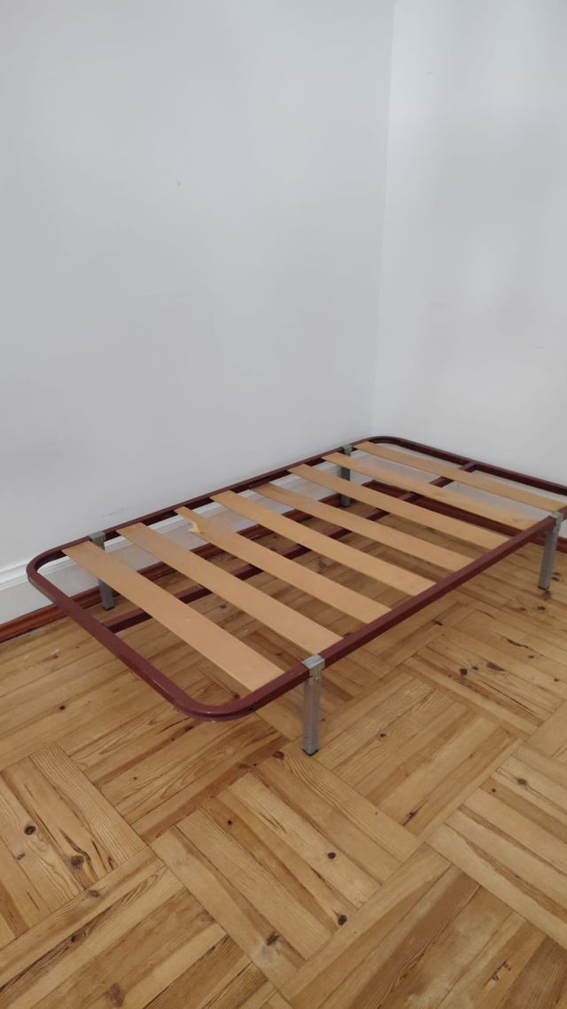 Somier 105*180 metálico con lamas de madera