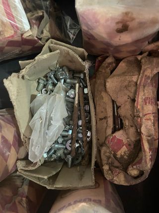 Puntas y tornillería variada