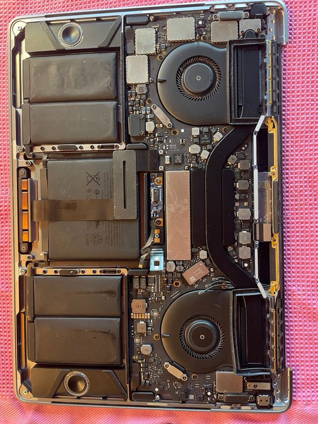 MacBook Pro 13 Apple