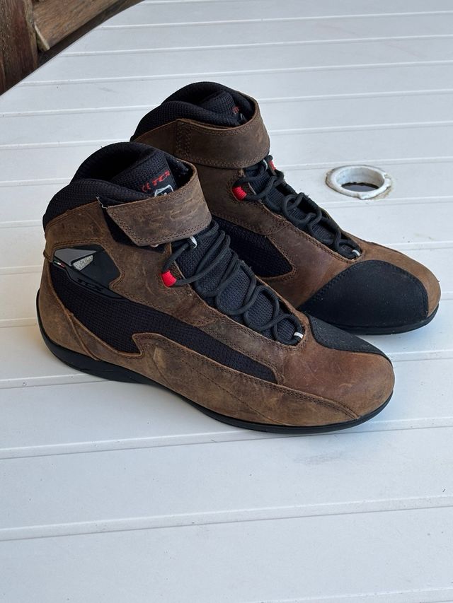 Zapatillas Moto TCX Marrones Talla 42