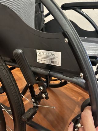 Silla de ruedas plegable