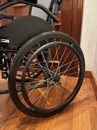 Silla de ruedas plegable