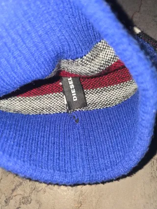 Cappello Diesel con pompon