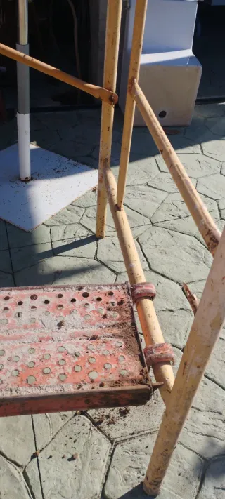 Andamio de hierro completó