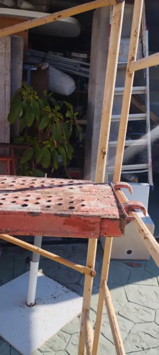 Andamio de hierro completó