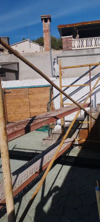 Andamio de hierro completó