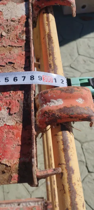 Andamio de hierro completó