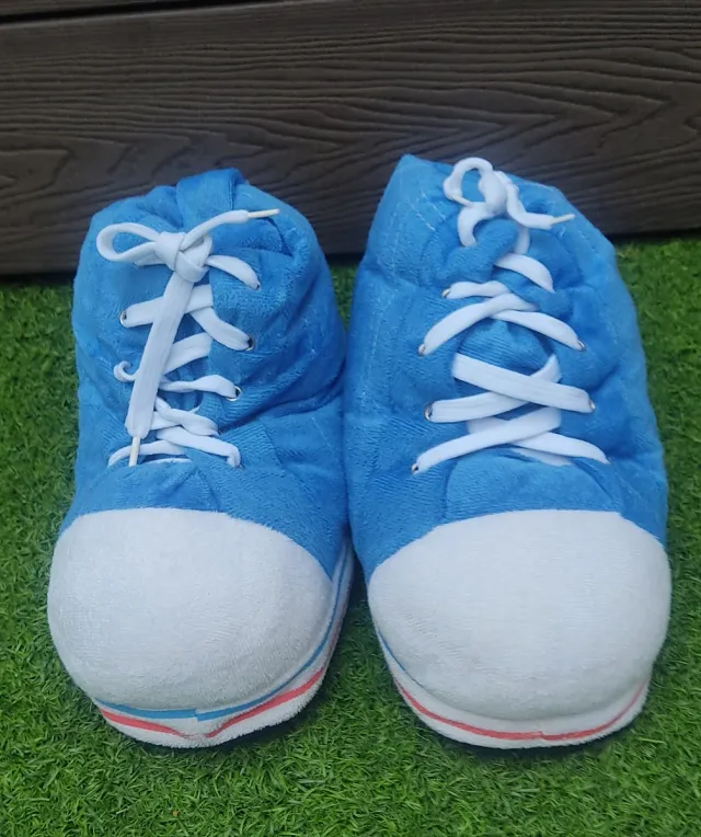 Pantuflas Unisex Azul y Blanco