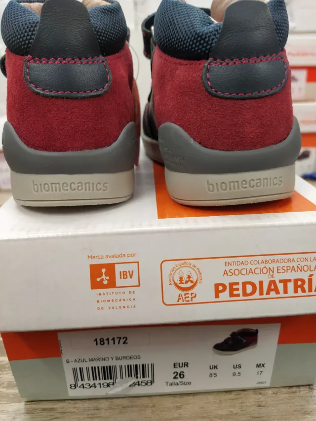 Zapatillas Biomecanics niño Talla 26