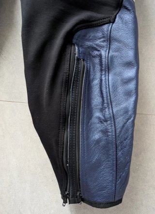 Pantalón moto cuero Dainese