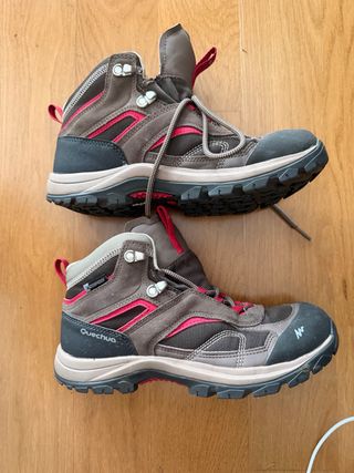 Botas trekking Quechua Talla 38
