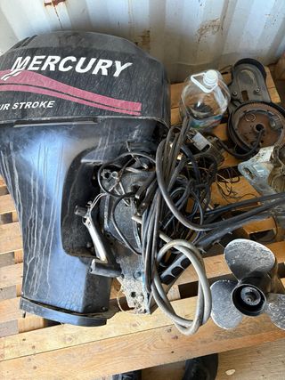 Motor Mercury 40CV para despiece