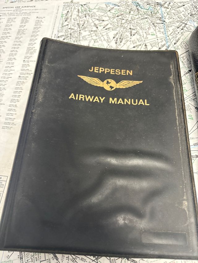 Manuales Jeppesen Antiguos