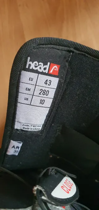 Tabla Snowboard + Botas + Casco + Fijaciones