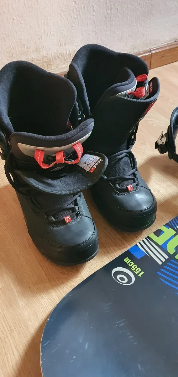 Tabla Snowboard + Botas + Casco + Fijaciones