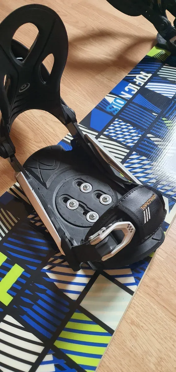 Tabla Snowboard + Botas + Casco + Fijaciones