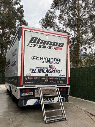 camión asistencia/vivienda