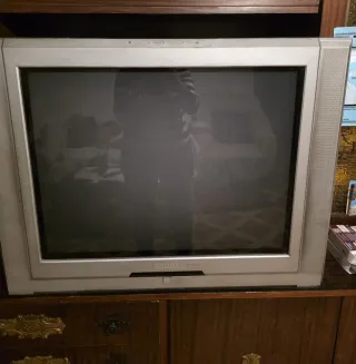 Televisor Grundig de tubo