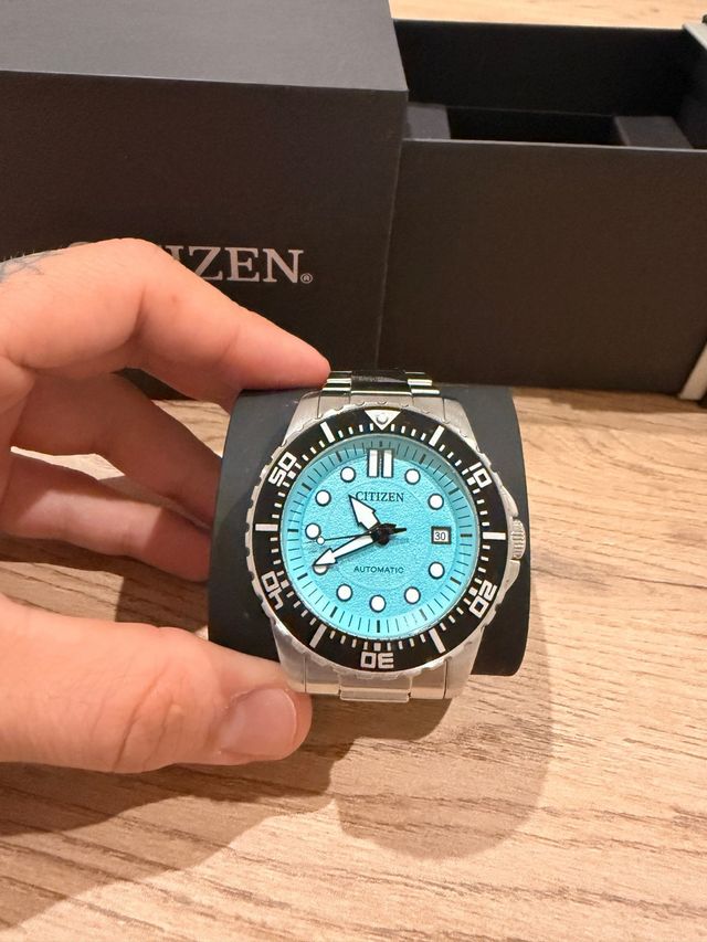 Reloj Citizen Automático Azul NJ0170-83X