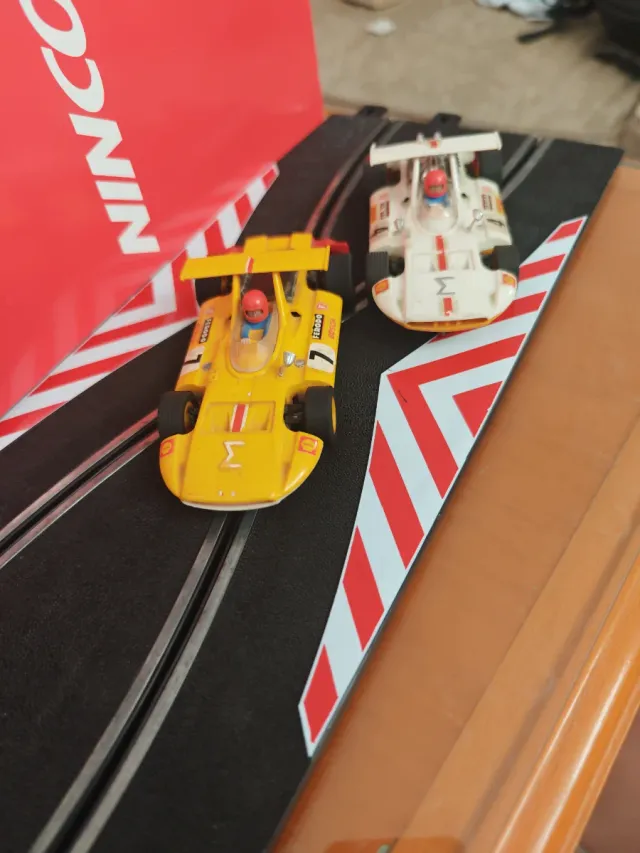2 SIGMA C-47 SCALEXTRIC EXIN