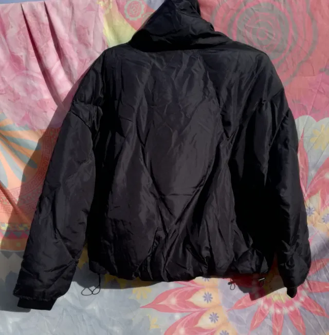 PLUMÍFERO IMPERMEABLE CHUBASQUERO NEGRO