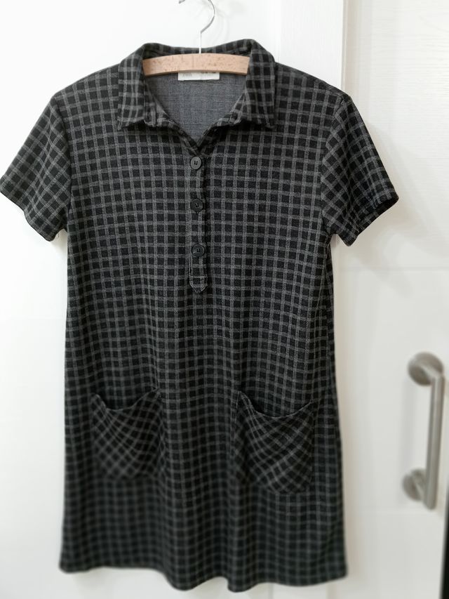 Vestido Zara con bolsillos. T. 13/14