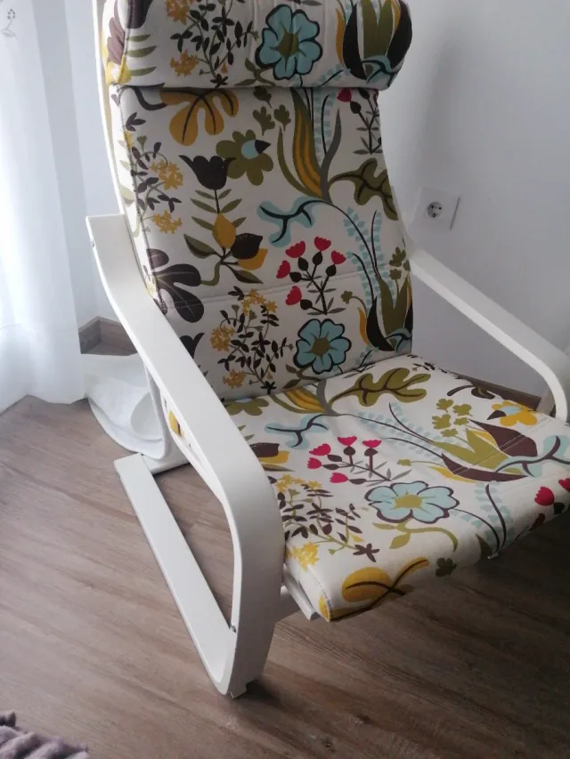 Sillón balancín estampado