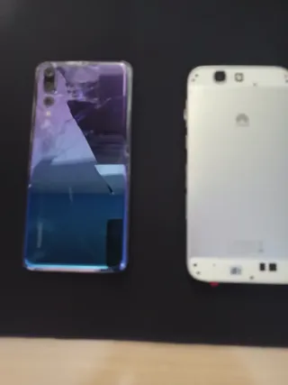 Teléfonos Huawei Negro y Blanco