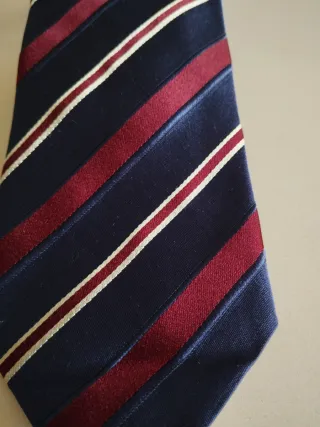 Corbata Massimo Dutti Rayas Azul, granate y blanco