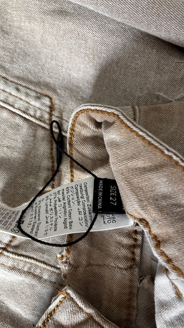 Conjunto SHEINBAE Chaqueta y Falda Beige