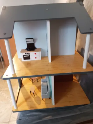 Casita de muñecas diseño moderno