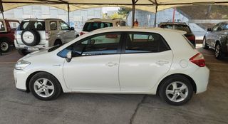 Toyota Auris 1.8 ACTIVE HSD  HIBRID  AUT.