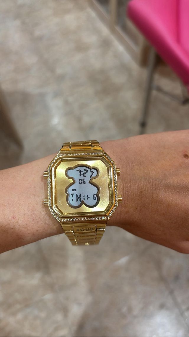 Reloj Tous Dorado con Cristales