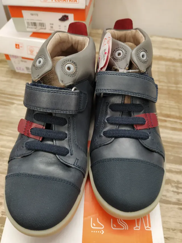 Zapatillas Biomecanics niño Talla 32