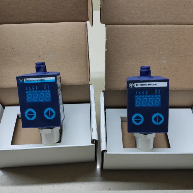 2 Sensores de Presión Telemecanique Digital