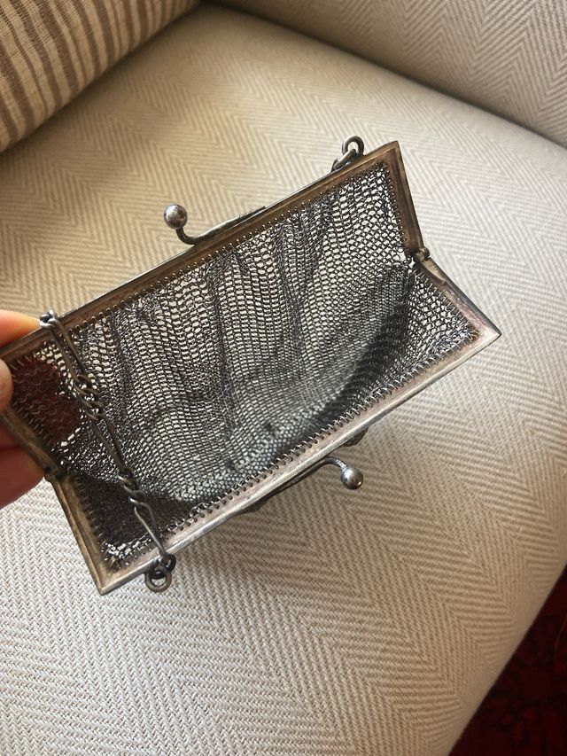 Bolso de plata antiguo