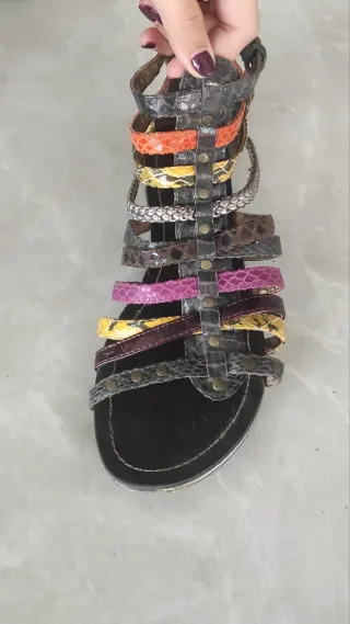 Sandalias romanas multicolor talla 40