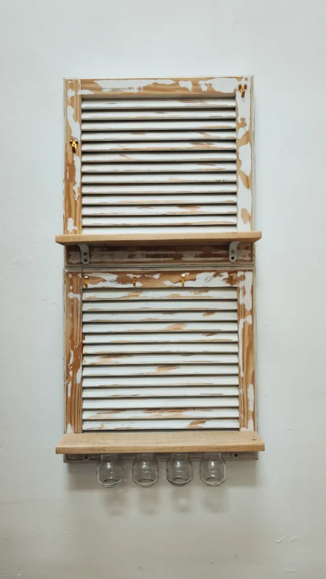 Estantería persiana vintage