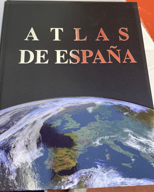 Diccionario enciclopédico+atlas España y Universal