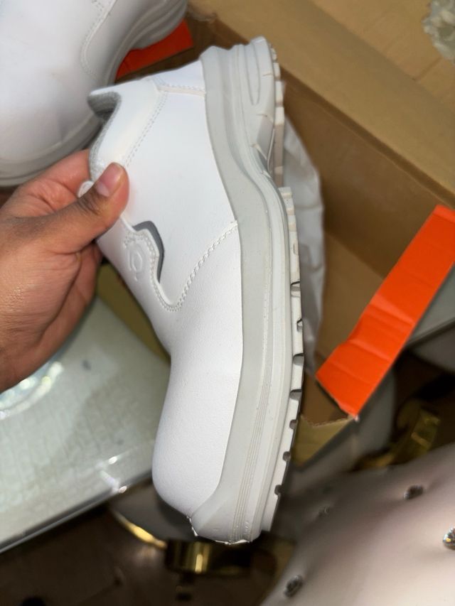 Zapatos Base Blancos