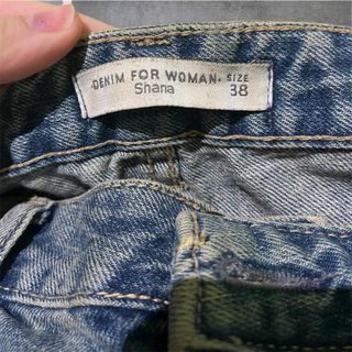 Pantalón vaquero rotos