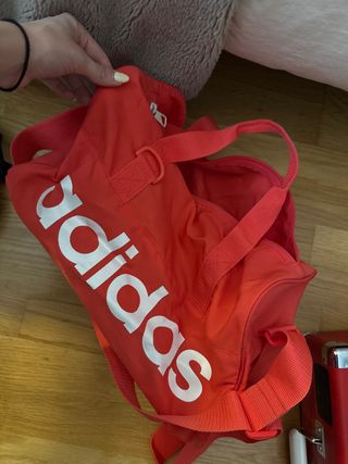 Mochila Adidas Roja y Blanca