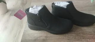 Botines Skechers Memory Foam Negros